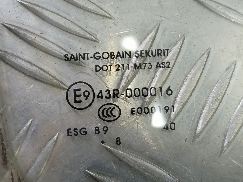 стекло двери MERCEDES-BENZ Sprinter  A9067250109, 1090 рублей, Москва