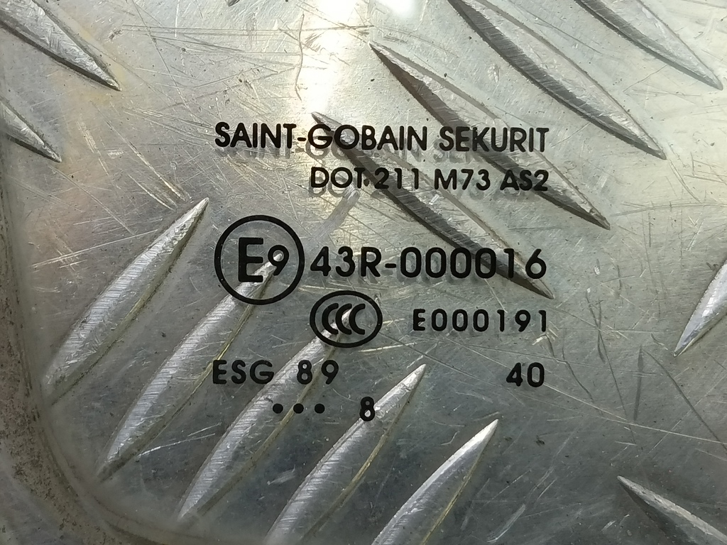 стекло двери MERCEDES-BENZ Sprinter  A9067250109, 1090 рублей, Москва