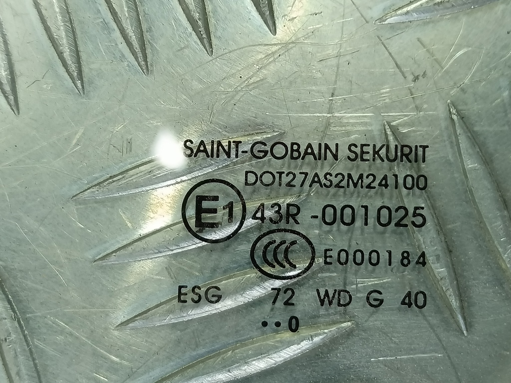 стекло двери Volkswagen Crafter  2E0845115A, 860 рублей, Москва