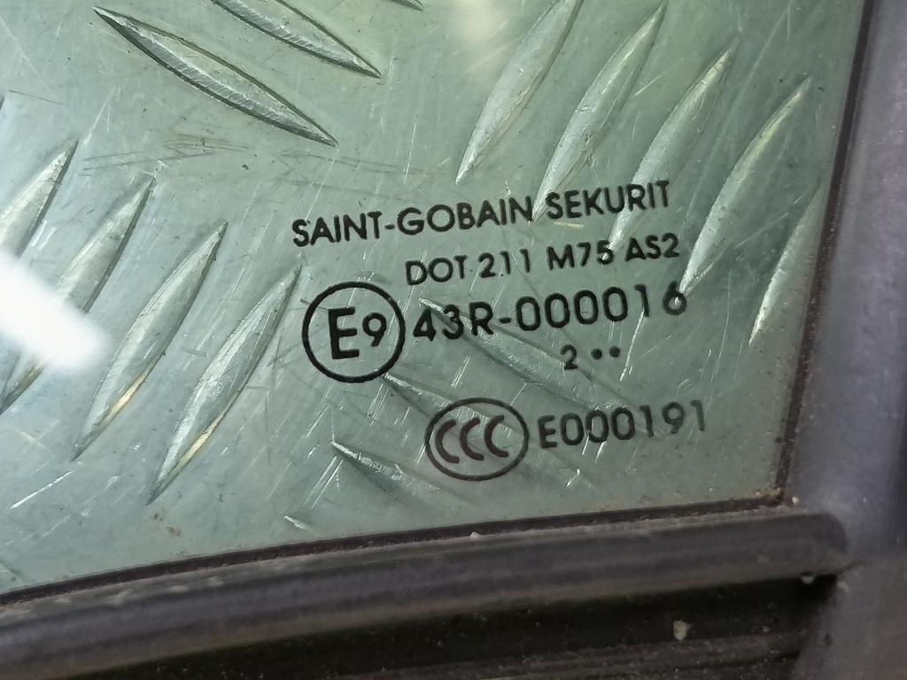 стекло двери Peugeot Partner  9201R6, 2130 рублей, Москва