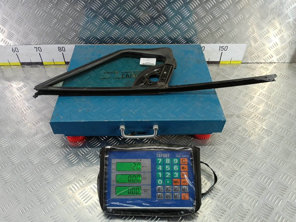 стекло двери Peugeot Partner  9201R6, 2130 рублей, Москва