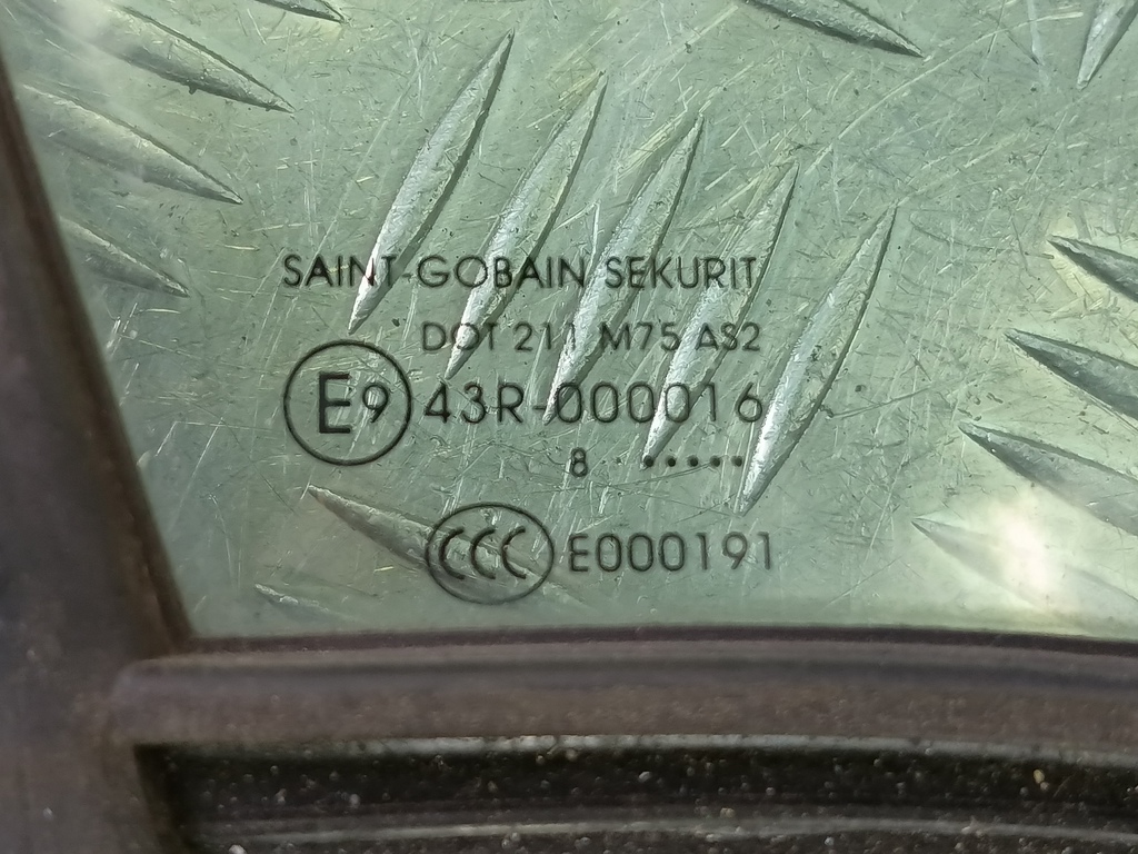 стекло двери Citroen Berlingo  9202R6, 5810 рублей, Москва