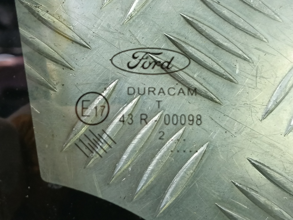 стекло двери FORD Transit  1819093, 2240 рублей, Москва