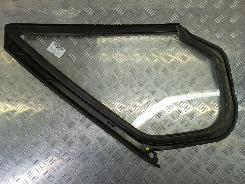 стекло двери FORD Transit  1829392, 2590 рублей, Москва