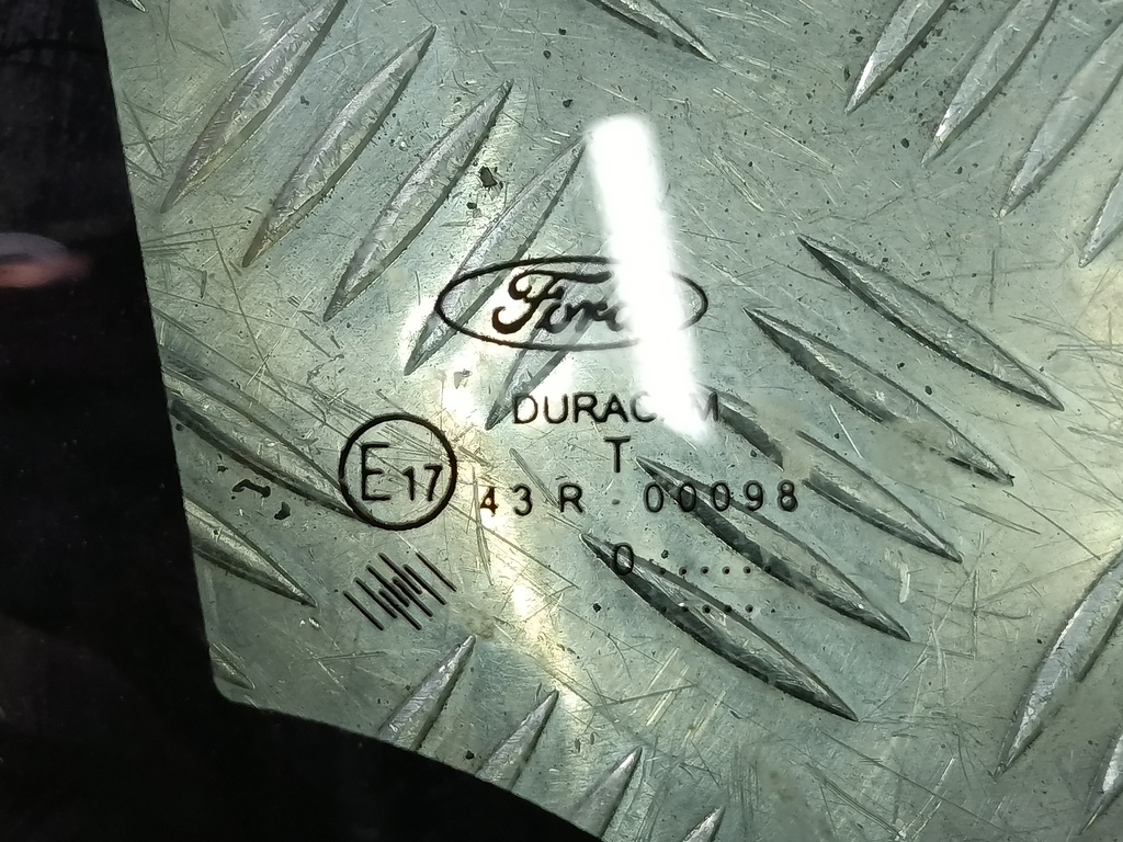 стекло двери FORD Transit  1819093, 2240 рублей, Москва