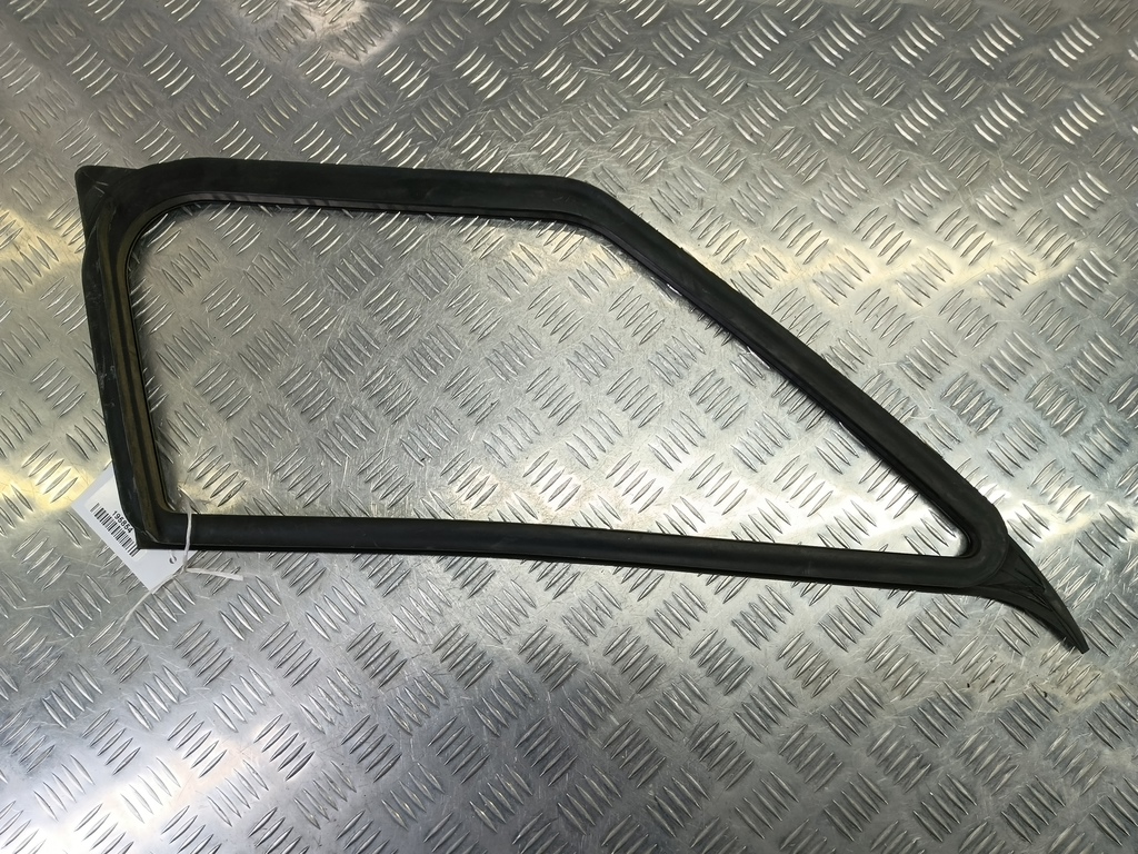 уплотнитель стекла Volkswagen Crafter  2E0845322, 980 рублей, Москва