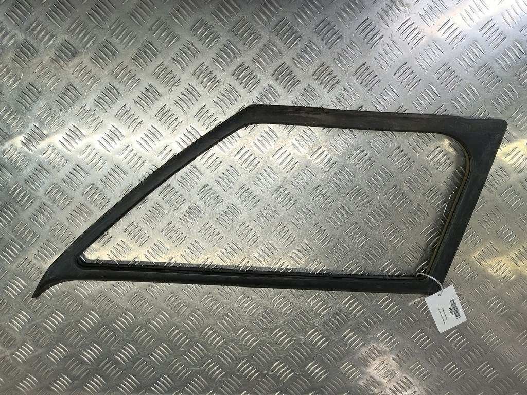 уплотнитель стекла Volkswagen Crafter  2E0845322, 980 рублей, Москва