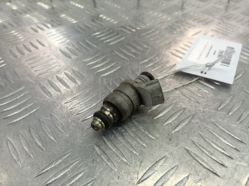 форсунка топливная MITSUBISHI COLT  MR988977, 860 рублей, Москва