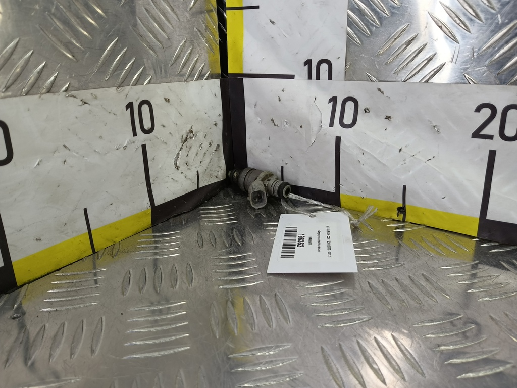 форсунка топливная MITSUBISHI COLT  MR988977, 860 рублей, Москва