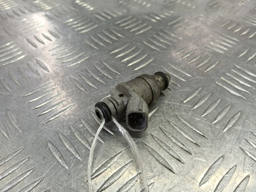 форсунка топливная MITSUBISHI COLT  MR988977, 860 рублей, Москва