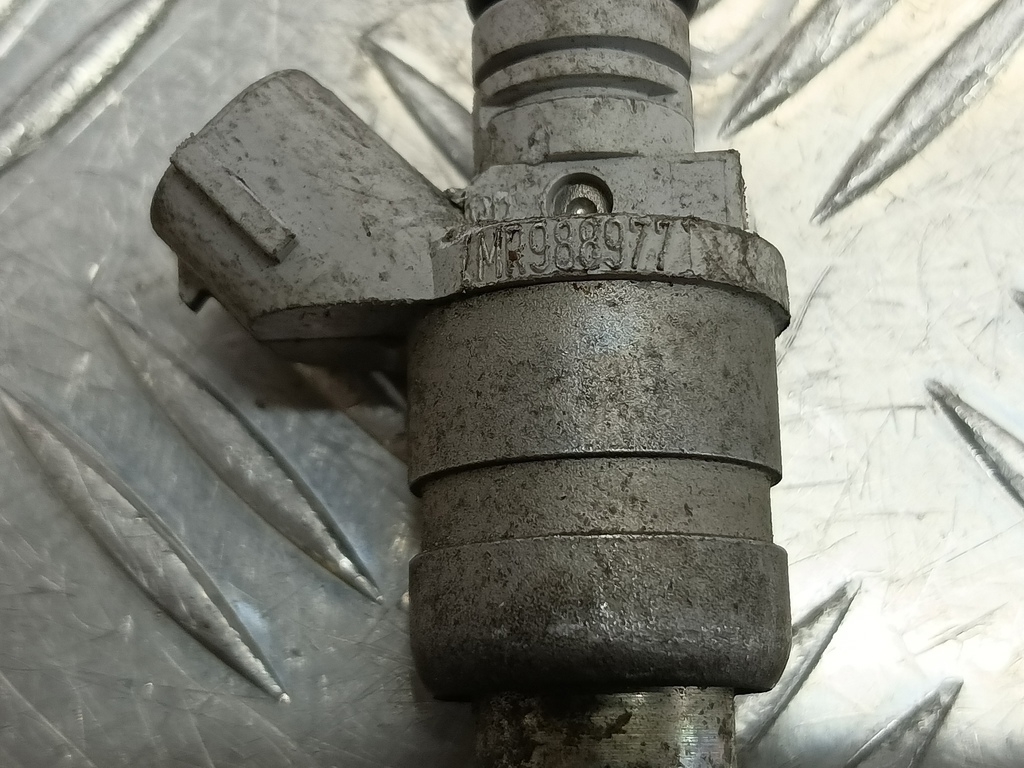 форсунка топливная MITSUBISHI COLT  MR988977, 860 рублей, Москва