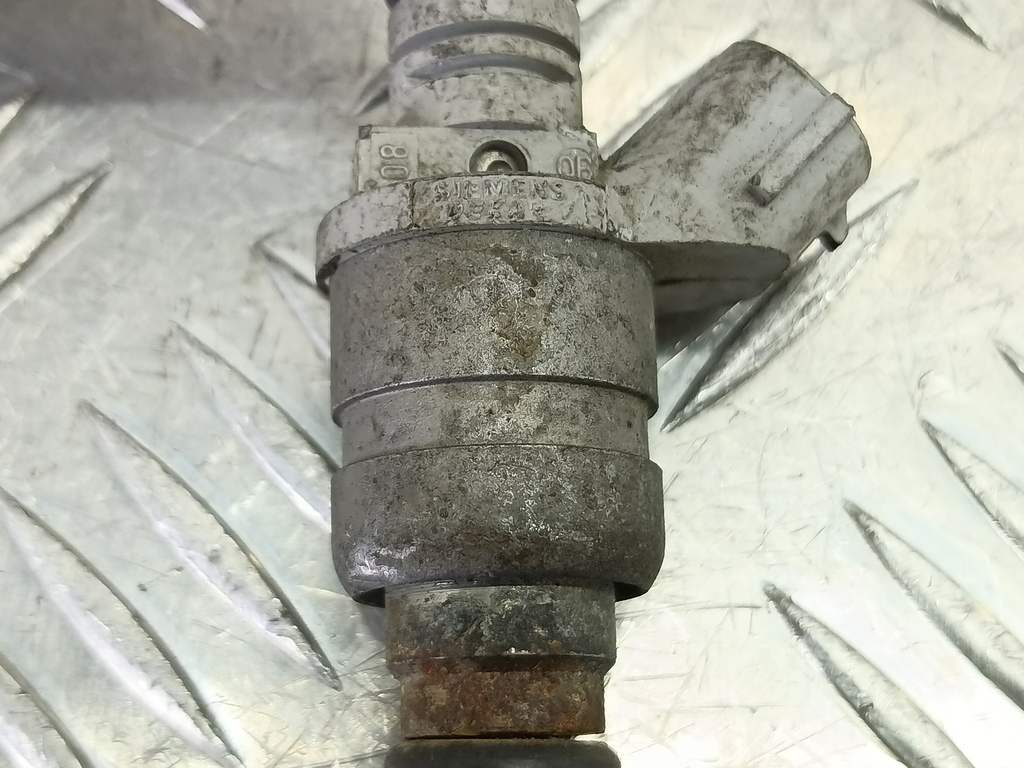 форсунка топливная MITSUBISHI COLT  MR988977, 860 рублей, Москва