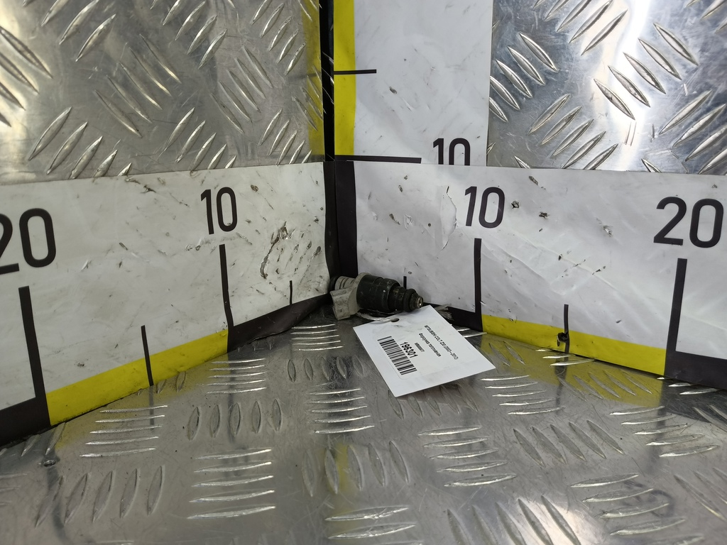 форсунка топливная MITSUBISHI COLT  MR988977, 860 рублей, Москва