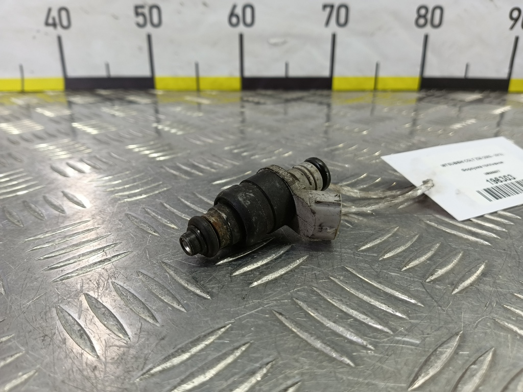 форсунка топливная MITSUBISHI COLT  MR988977, 860 рублей, Москва