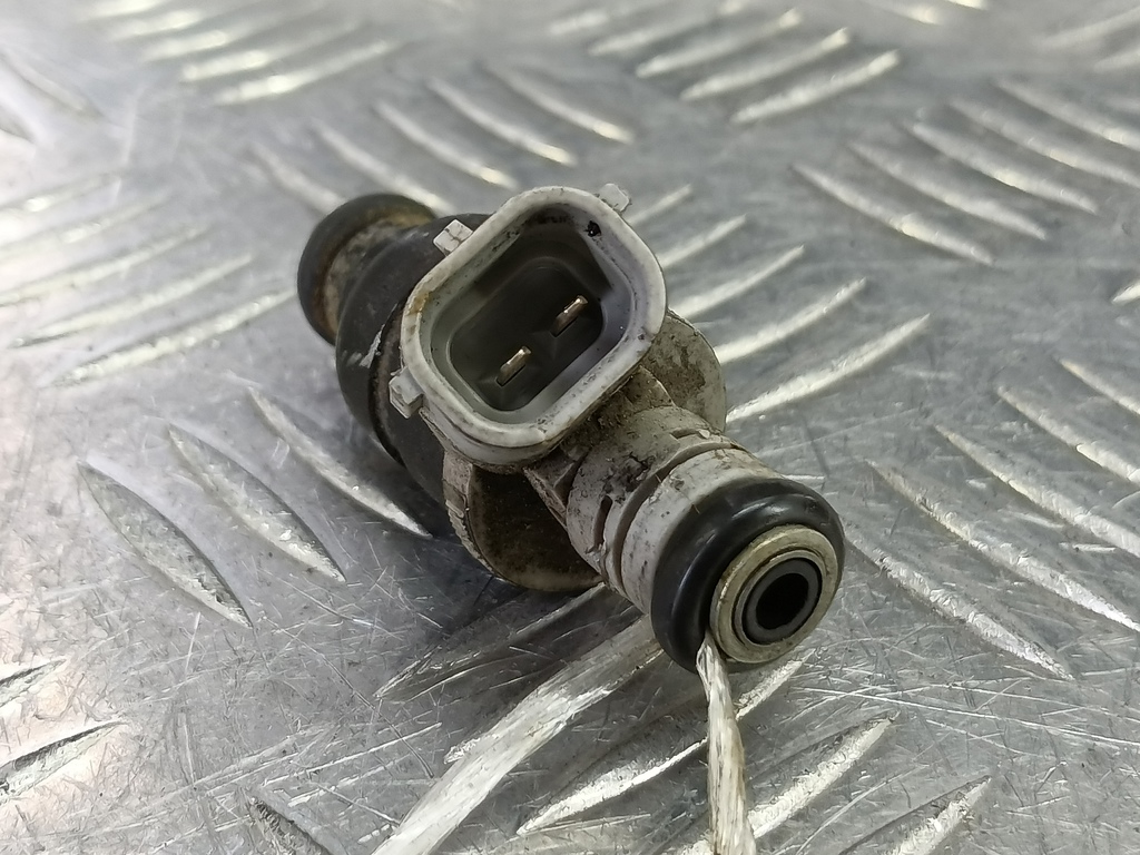 форсунка топливная MITSUBISHI COLT  MR988977, 860 рублей, Москва