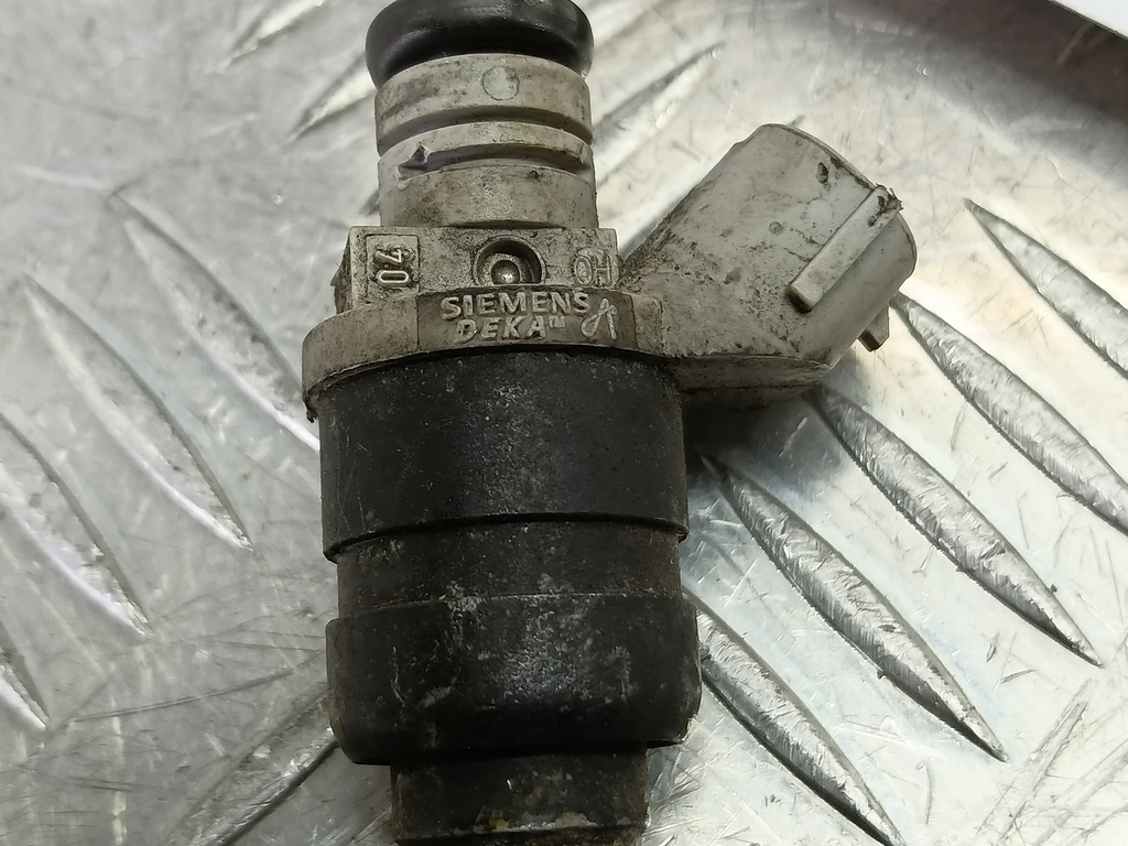 форсунка топливная MITSUBISHI COLT  MR988977, 860 рублей, Москва