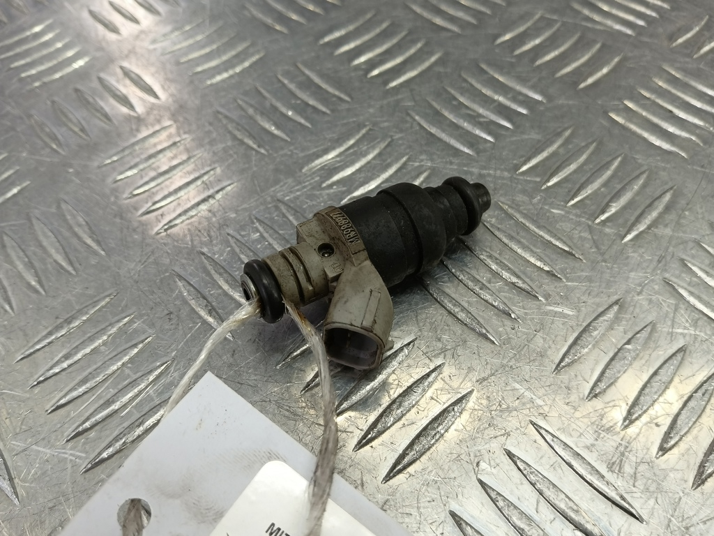 форсунка топливная MITSUBISHI COLT  MR988977, 860 рублей, Москва