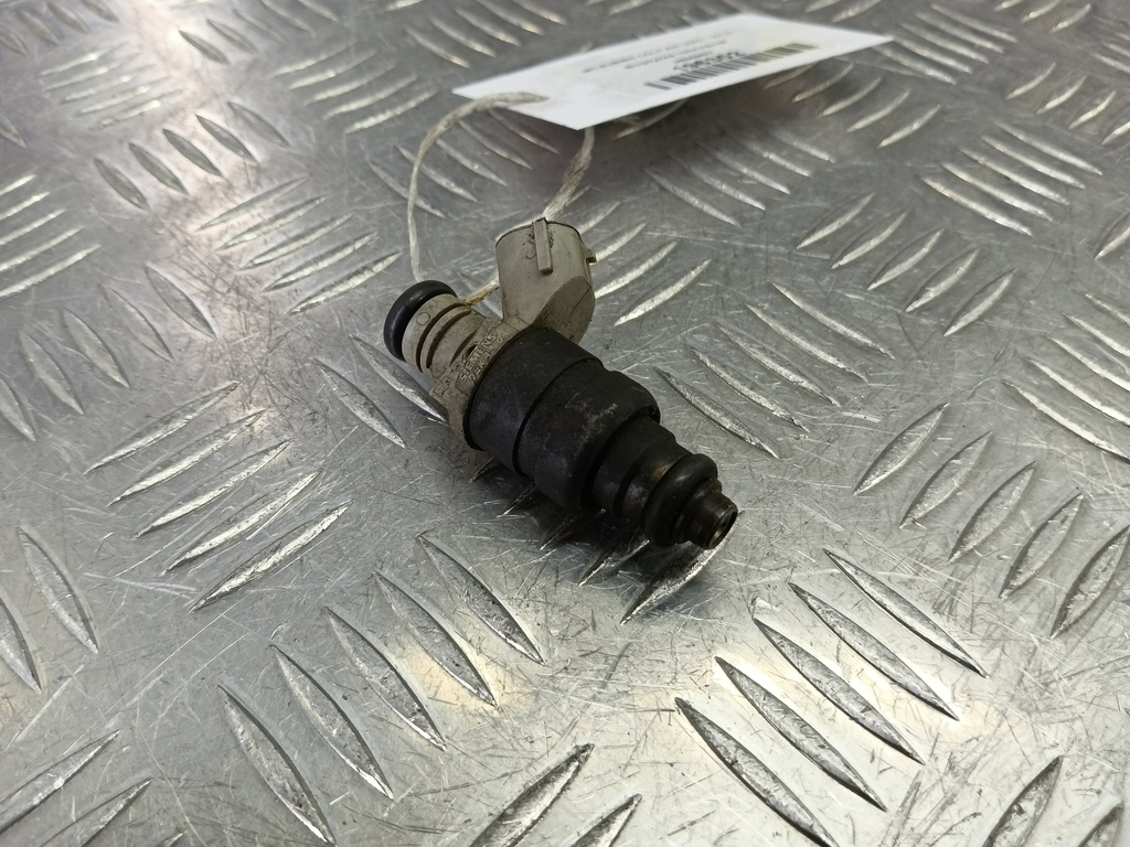 форсунка топливная MITSUBISHI COLT  MR988977, 860 рублей, Москва