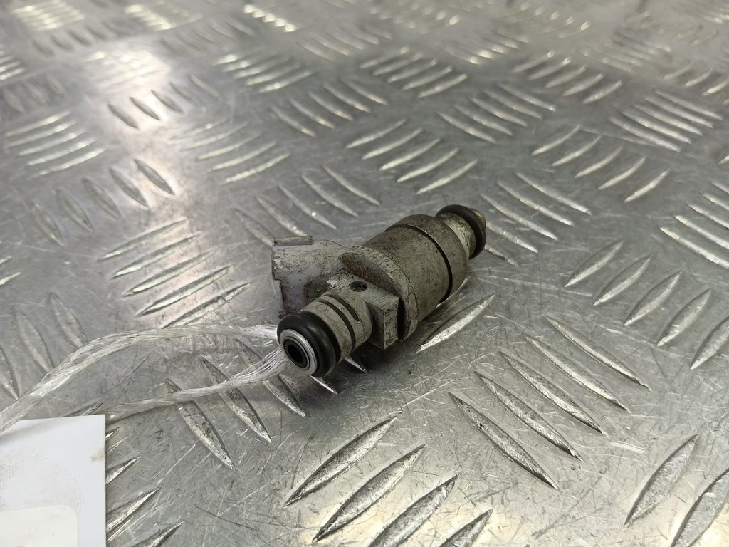 форсунка топливная MITSUBISHI COLT  MR988977, 860 рублей, Москва