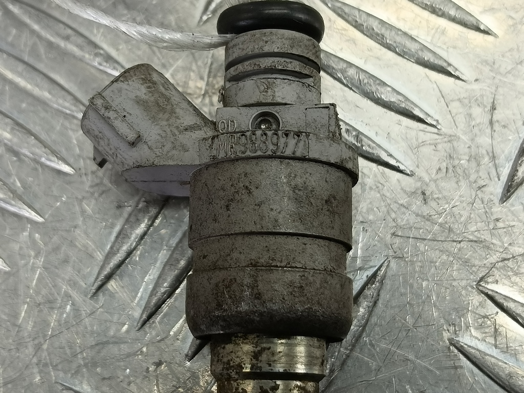 форсунка топливная MITSUBISHI COLT  MR988977, 860 рублей, Москва