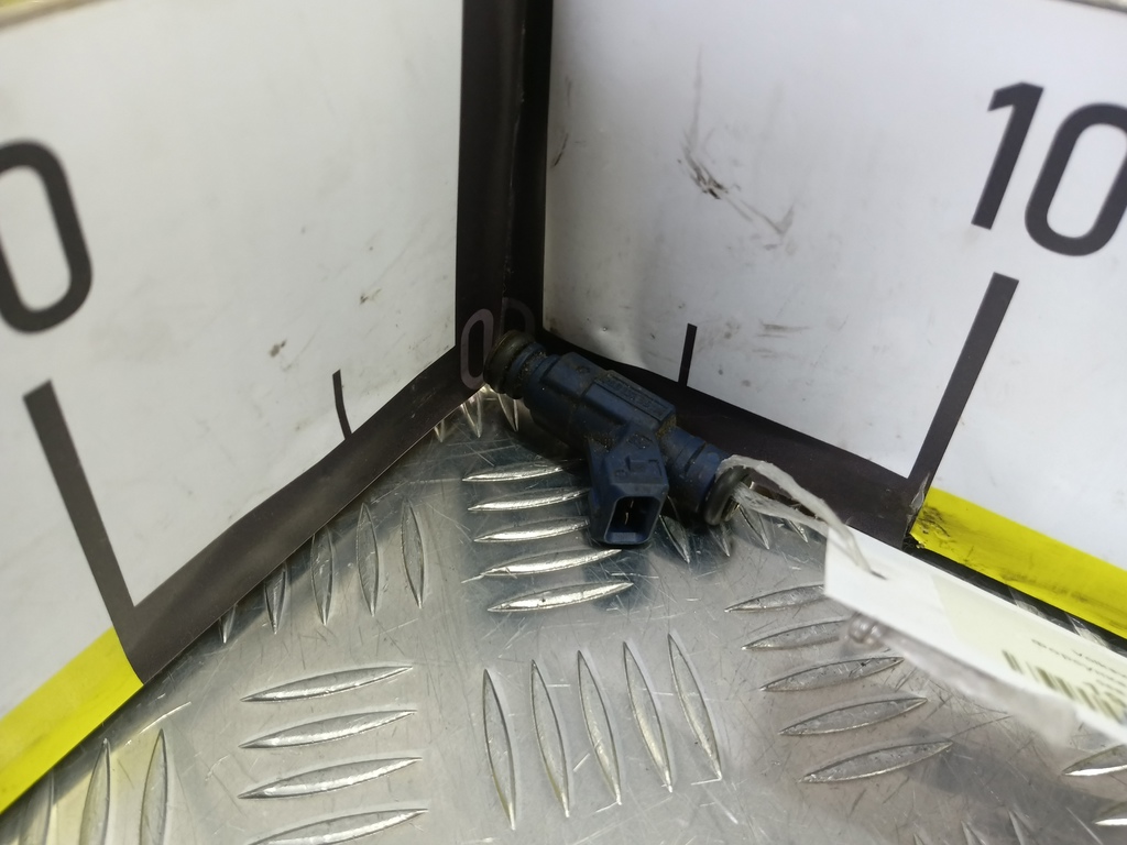 форсунка топливная Volkswagen   06B133551M, 2820 рублей, Москва