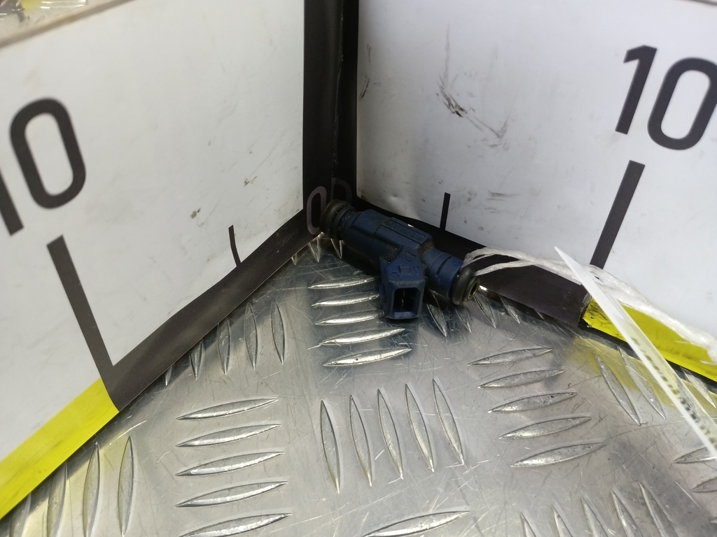 форсунка топливная Volkswagen   06B133551M, 2820 рублей, Москва