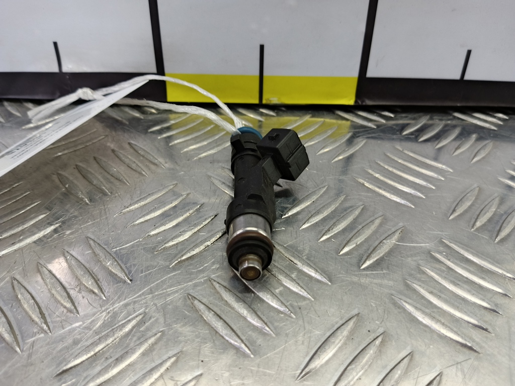 форсунка топливная Opel ASTRA  5817425, 980 рублей, Москва