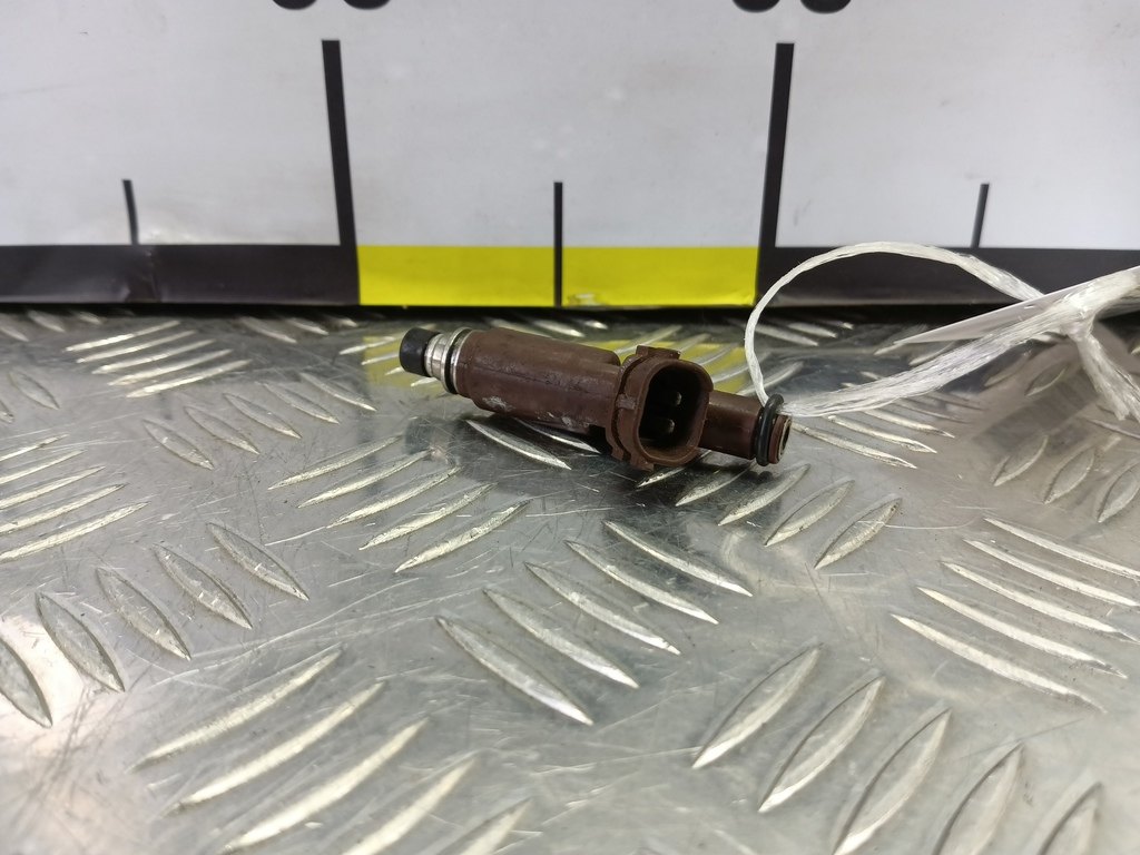 форсунка топливная SUZUKI LIANA  1571054G00, 630 рублей, Москва