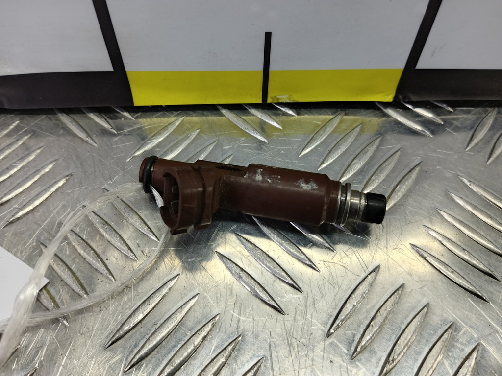 форсунка топливная SUZUKI LIANA  1571054G00, 630 рублей, Москва