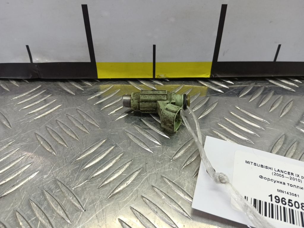 форсунка топливная MITSUBISHI LANCER  MN143061, 2010 рублей, Москва