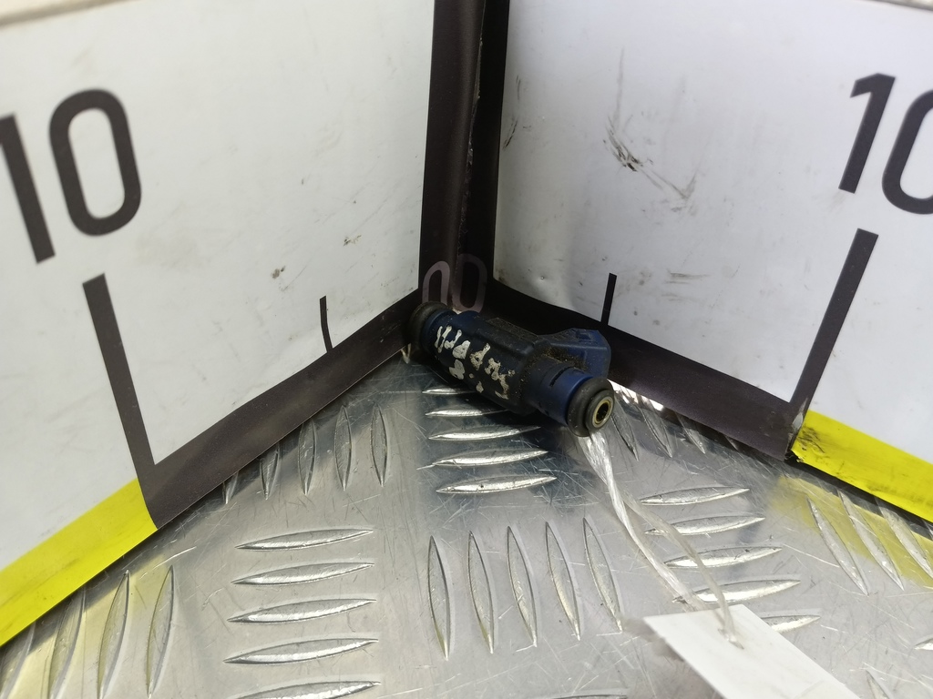 форсунка топливная Volkswagen   06B133551M, 2820 рублей, Москва