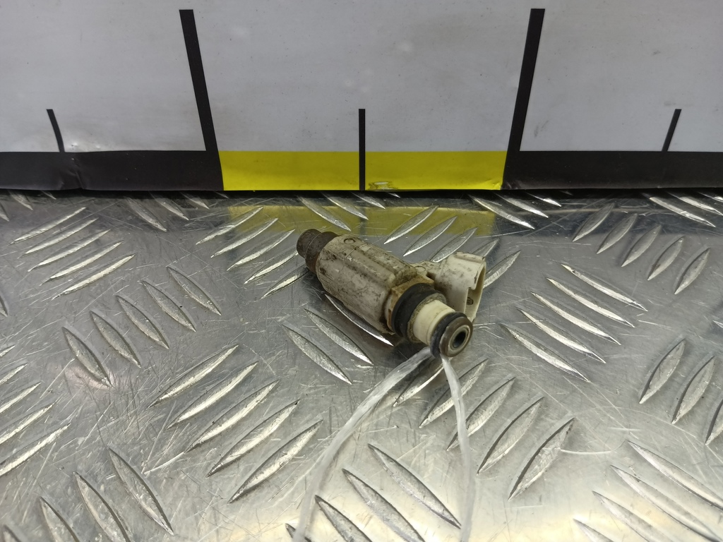 форсунка топливная SUZUKI Grand Vitara  1571052D00, 3279 рублей, Москва