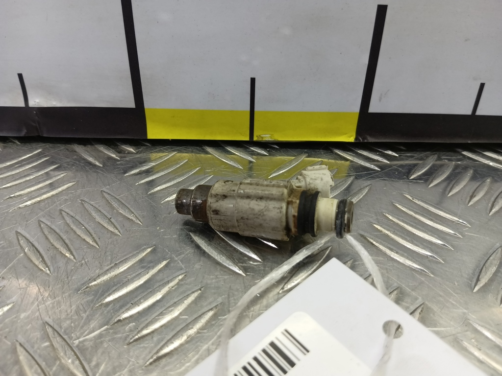 форсунка топливная SUZUKI Grand Vitara  1571052D00, 3279 рублей, Москва