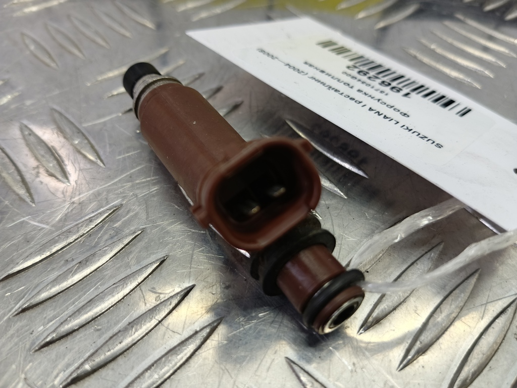 форсунка топливная SUZUKI LIANA  1571054G00, 630 рублей, Москва