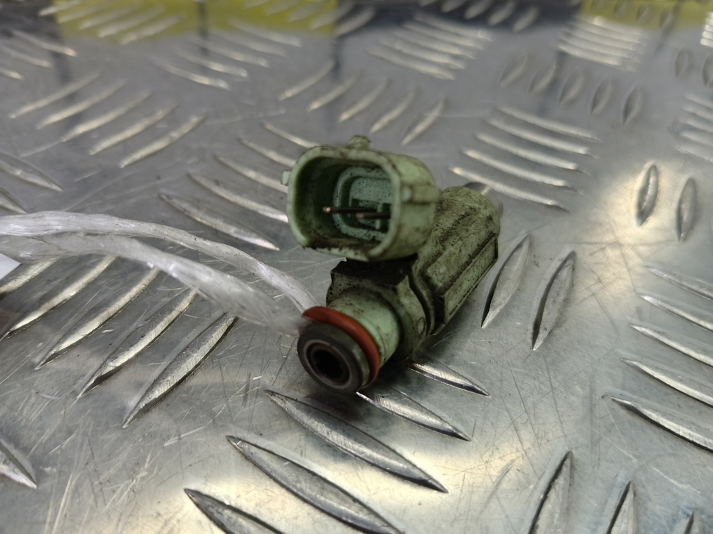 форсунка топливная MITSUBISHI LANCER  MN143061, 2010 рублей, Москва