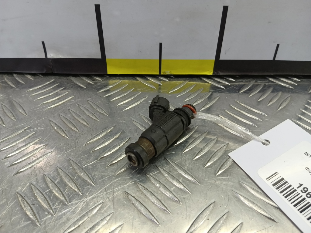 форсунка топливная MITSUBISHI CARISMA  MD319790, 2240 рублей, Москва