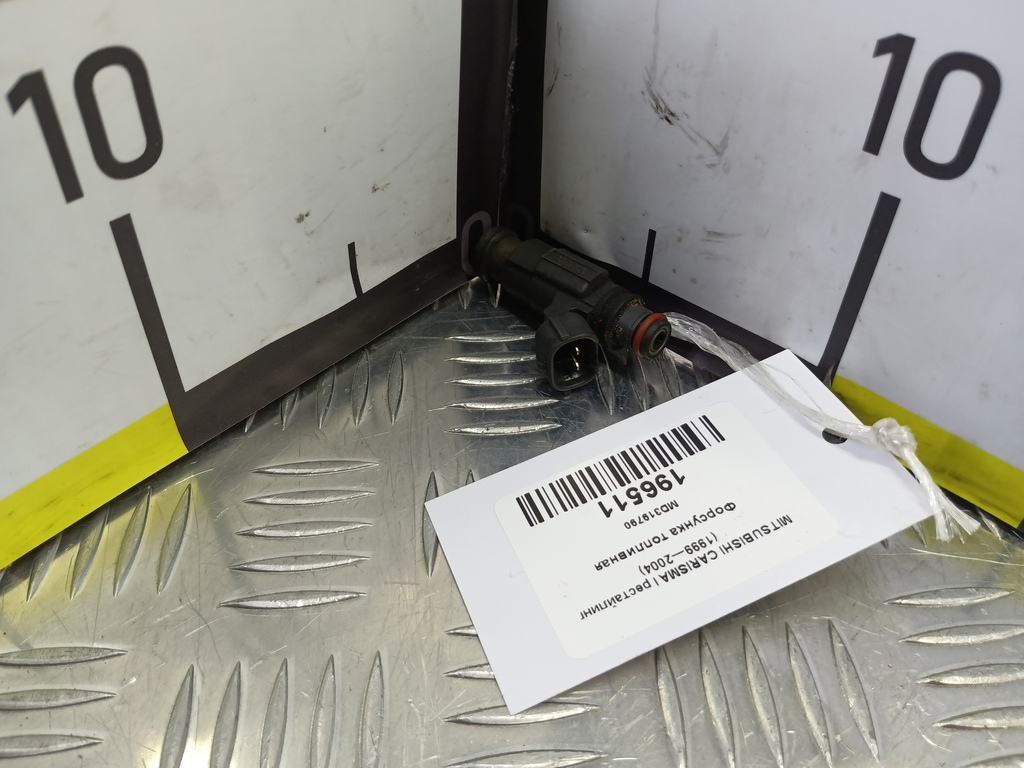 форсунка топливная MITSUBISHI CARISMA  MD319790, 2240 рублей, Москва