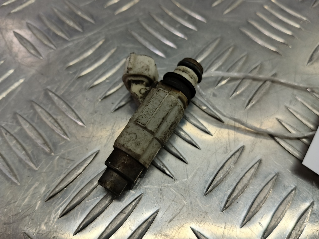 форсунка топливная SUZUKI Grand Vitara  1571052D00, 3279 рублей, Москва