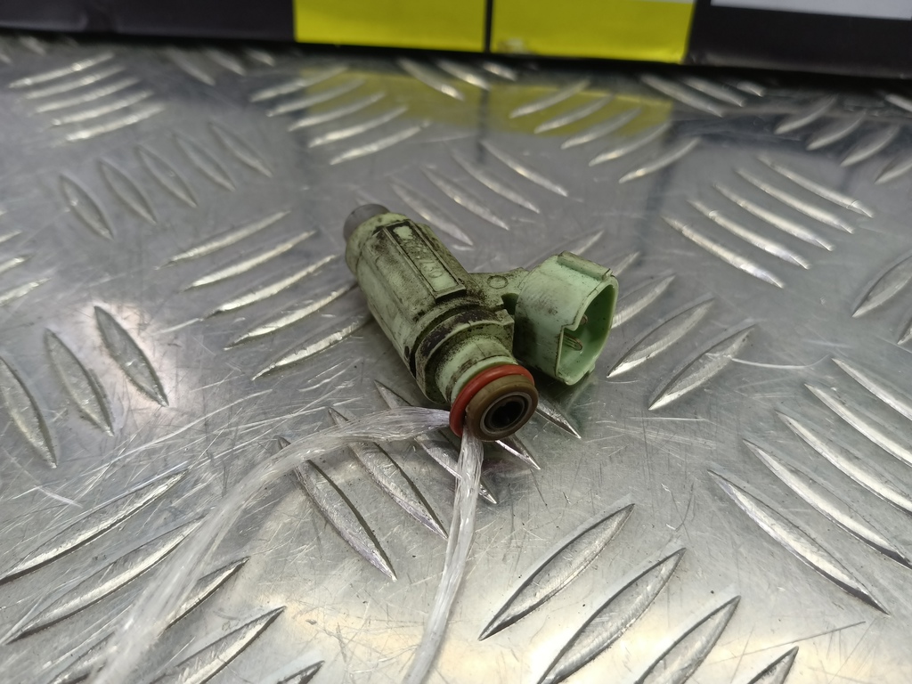 форсунка топливная MITSUBISHI LANCER  MN143061, 2010 рублей, Москва