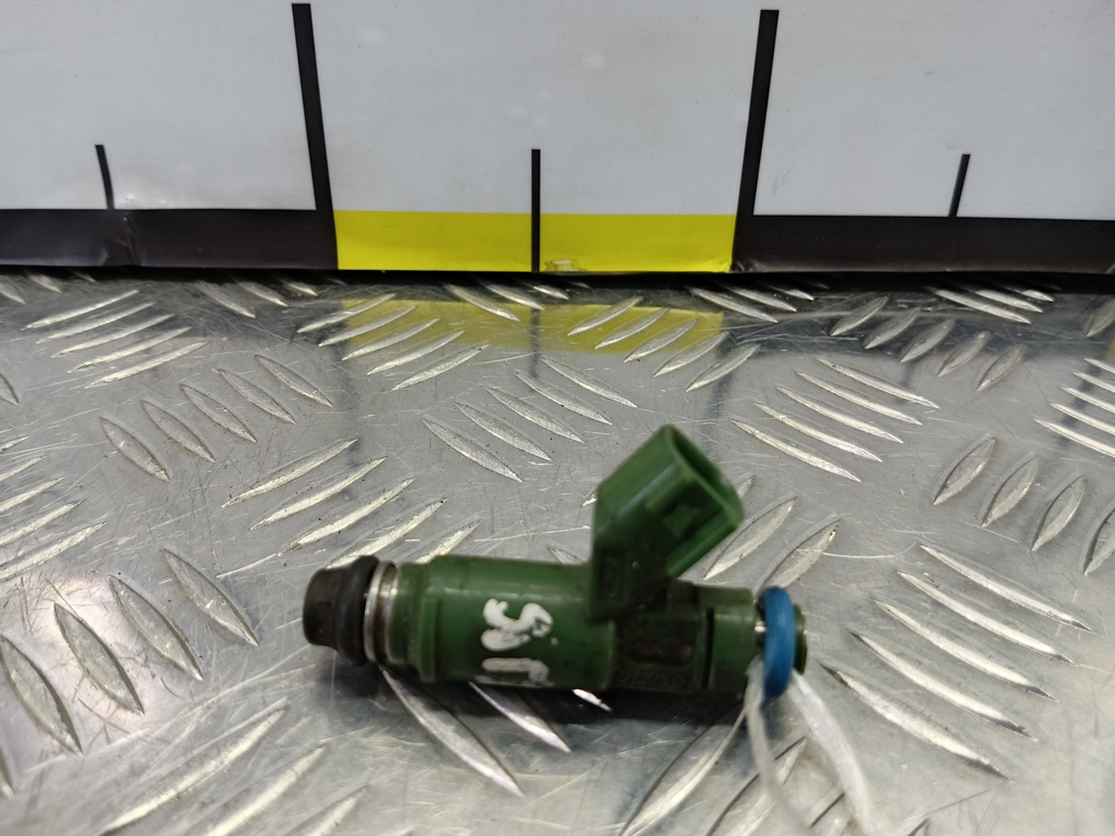 форсунка топливная Jaguar X-TYPE  C2S8062, 1090 рублей, Москва