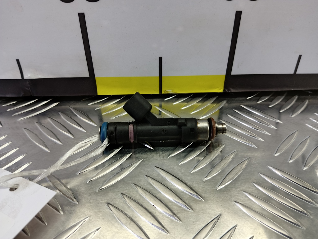 форсунка топливная MAZDA 6  L50113250, 1320 рублей, Москва