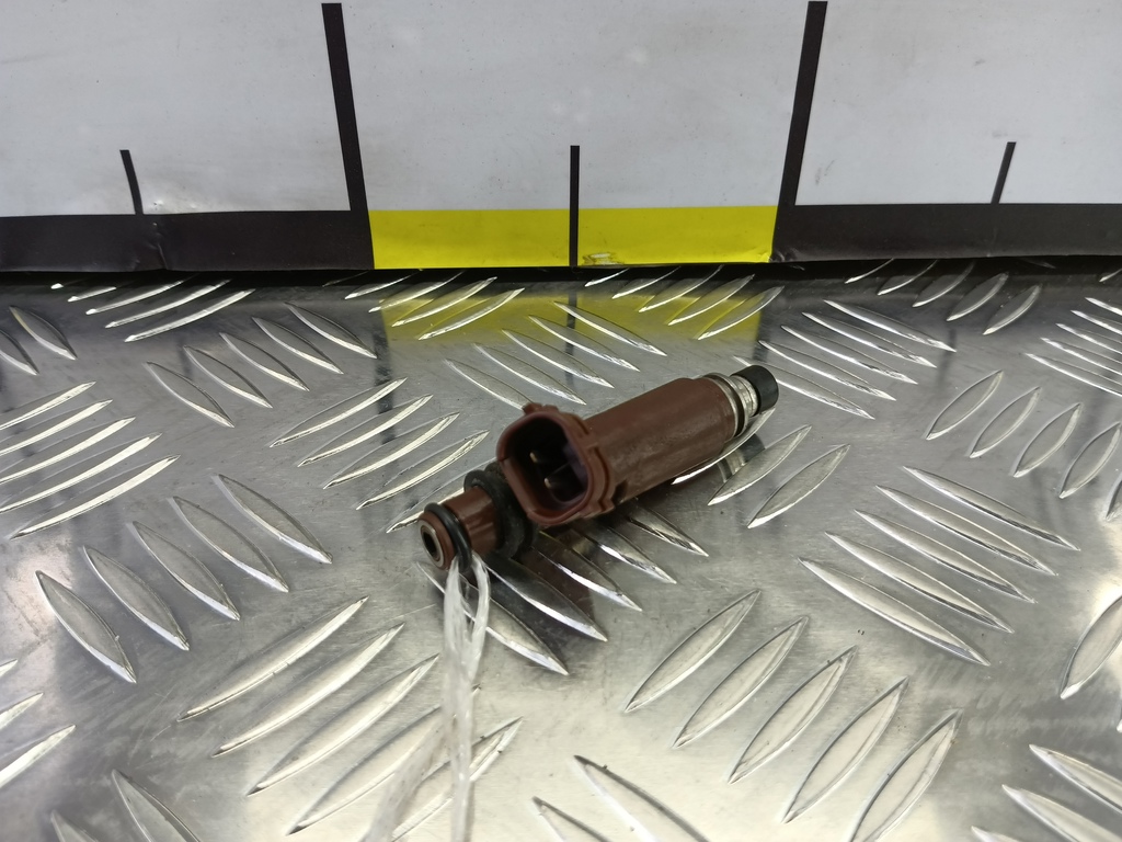 форсунка топливная SUZUKI LIANA  1571054G00, 630 рублей, Москва