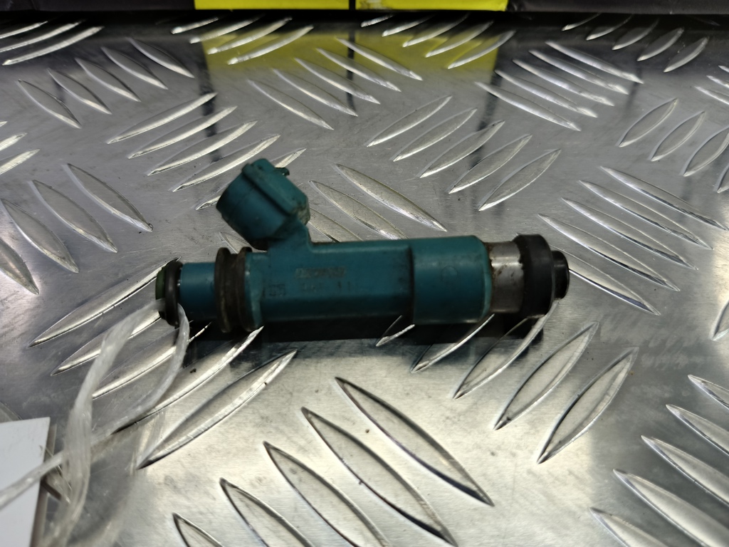 форсунка топливная MAZDA 3  ZJ2013250, 520 рублей, Москва