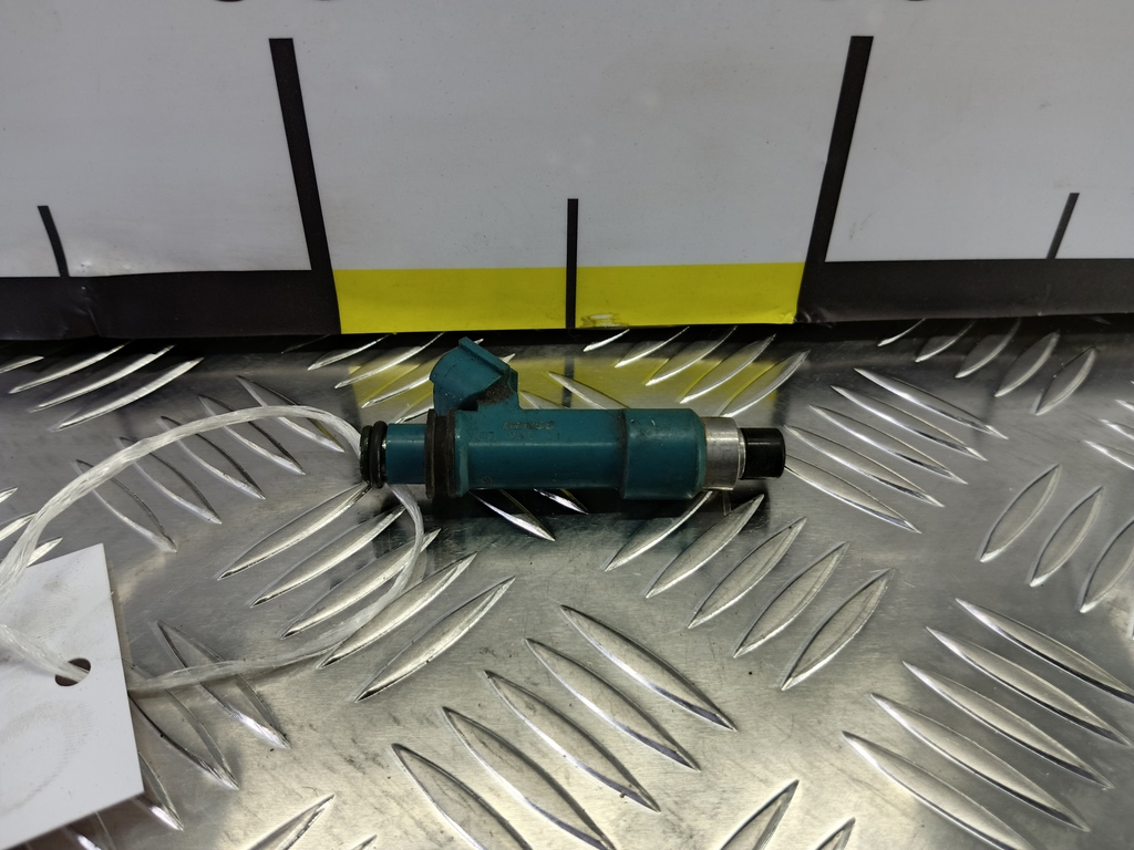 форсунка топливная MAZDA 3  ZJ2013250, 520 рублей, Москва