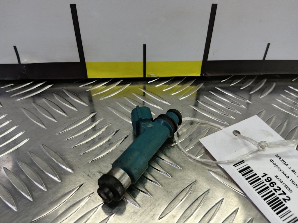 форсунка топливная MAZDA 3  ZJ2013250, 520 рублей, Москва