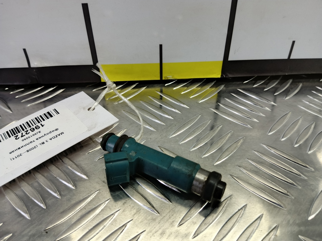 форсунка топливная MAZDA 3  ZJ2013250, 520 рублей, Москва