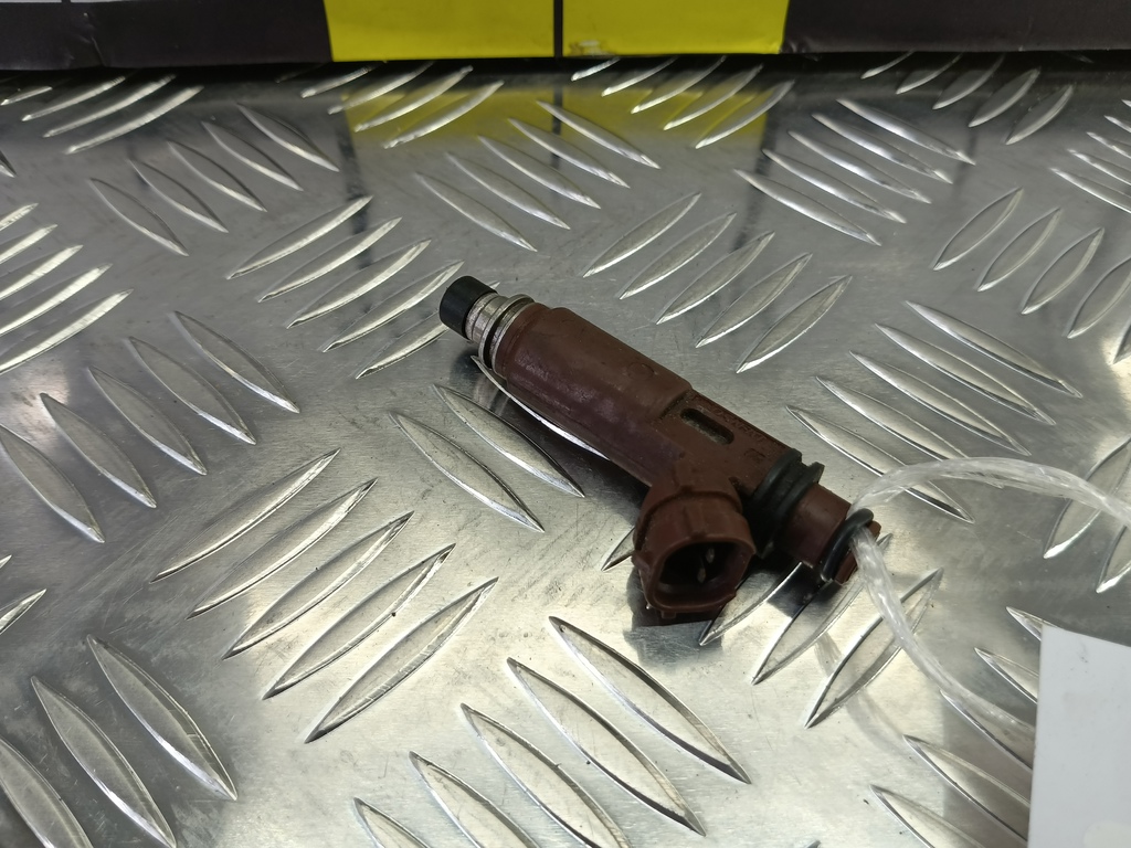 форсунка топливная SUZUKI LIANA  1571054G00, 630 рублей, Москва