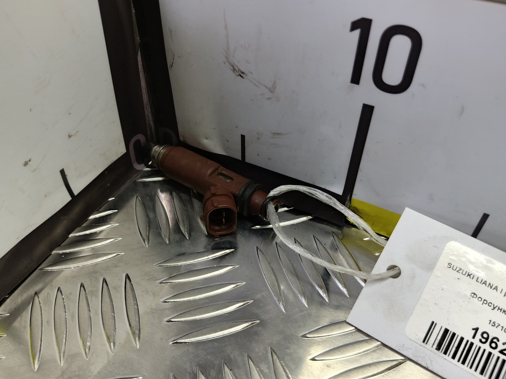 форсунка топливная SUZUKI LIANA  1571054G00, 630 рублей, Москва