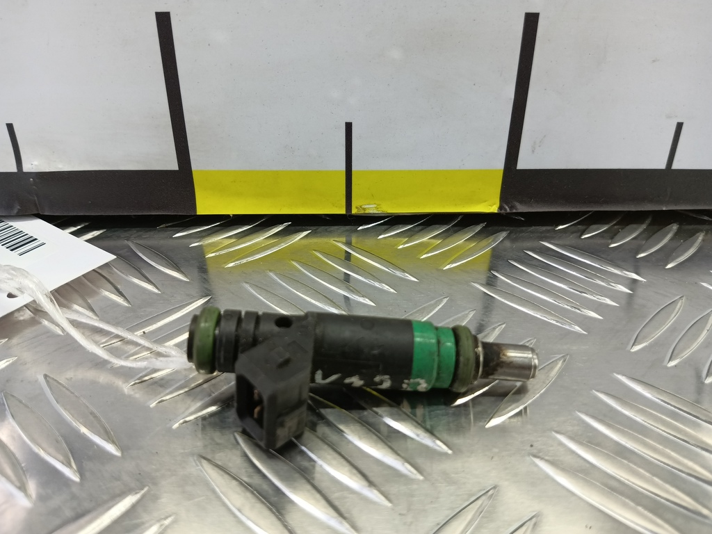 форсунка топливная FORD Focus  1429840, 750 рублей, Москва