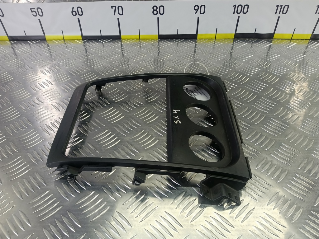 накладка торпедо SUZUKI SX4  7382479J10ZCA, 860 рублей, Москва